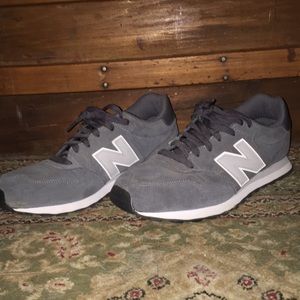 NWOT New Balance size 9.5